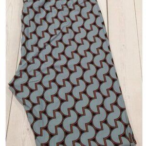 LuLaRoe Leggings - women's tall & curvy
